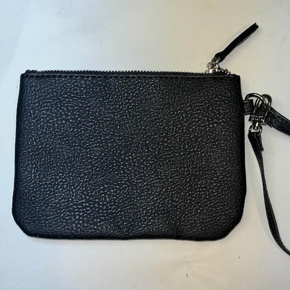NWOT: Steve madden wristlet - Picture 7 of 7
